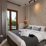 Nikoleta And Hotel 3*