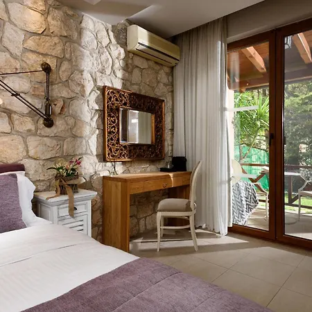 Hotel Nikoleta Luxury 3*