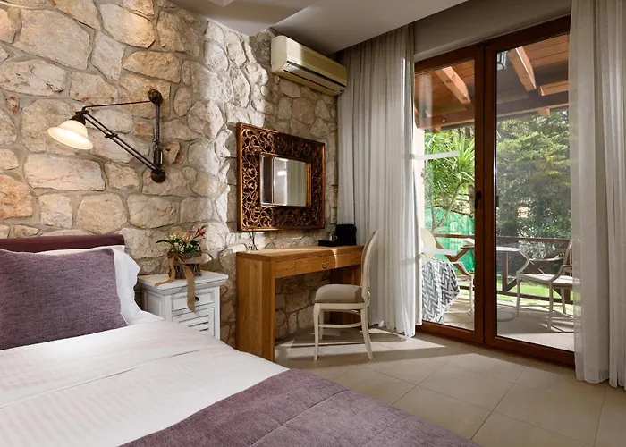 Otel Nikoleta And 3*